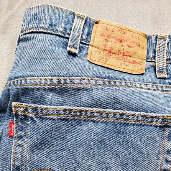 LEVI STRAUSS & CO 560 Jeans Blue Comfort Fit Straight Leg Denim Men Sz 38 x 30 - Picture 8 of 11